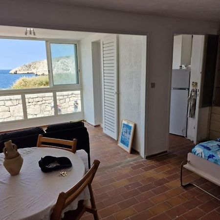 Une Parenthese Au Frioul Marseille Luaran gambar