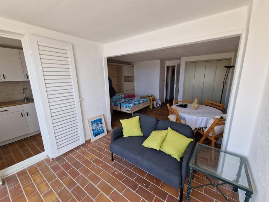 Une Parenthese Au Frioul Marseille Luaran gambar